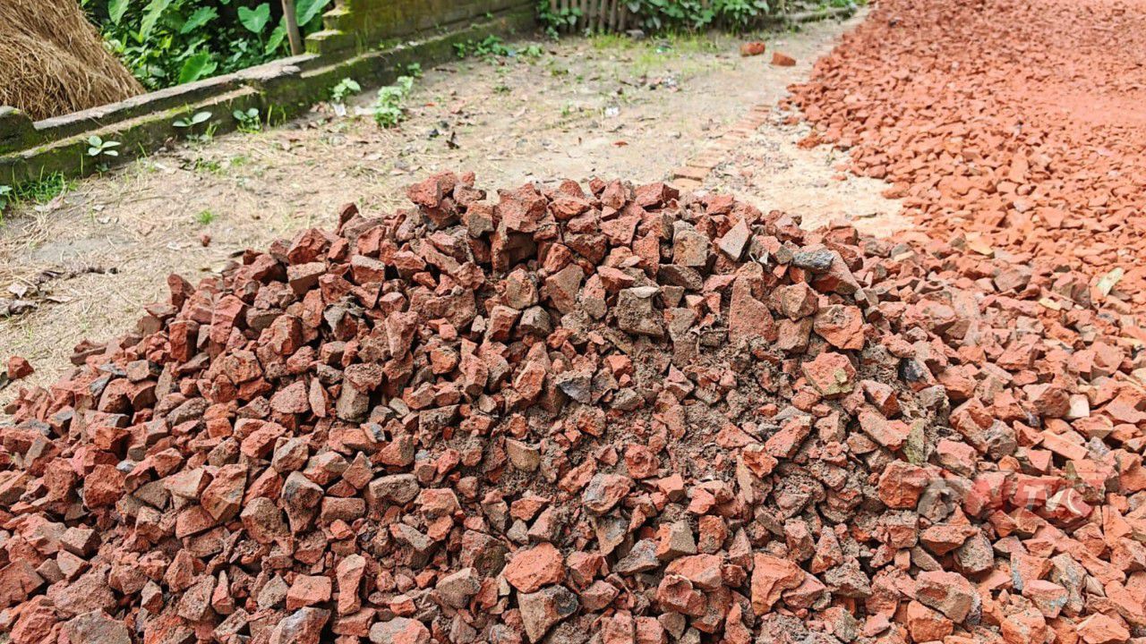 চিরিরবন্দরে প্রকৌশলী ঠিকাদারের সাফাই গাইলেন বিরুদ্ধে  অনিয়মের অভিযোগ 