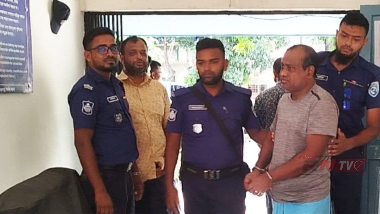 কার্যক্রম নিষিদ্ধ পঞ্চগড় পৌর আওয়ামীলীগের সাধারণ সম্পাদক হুমায়ূন কবির উজ্জল আটক
