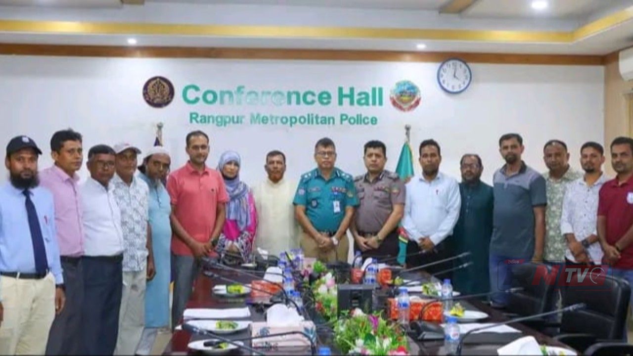 ক্রীড়াক্ষেত্রে রেফারিদের পেশাদারিত্ব ও শৃঙ্খলা বজায় রাখার আহ্বান পুলিশ কমিশনারের