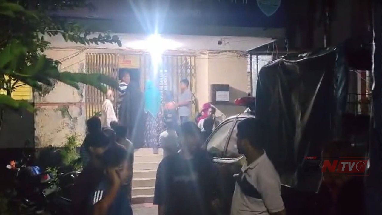 কুমিল্লায় এক রাতে কিশোর গ্যাং সন্দেহে আটক-৬২৪