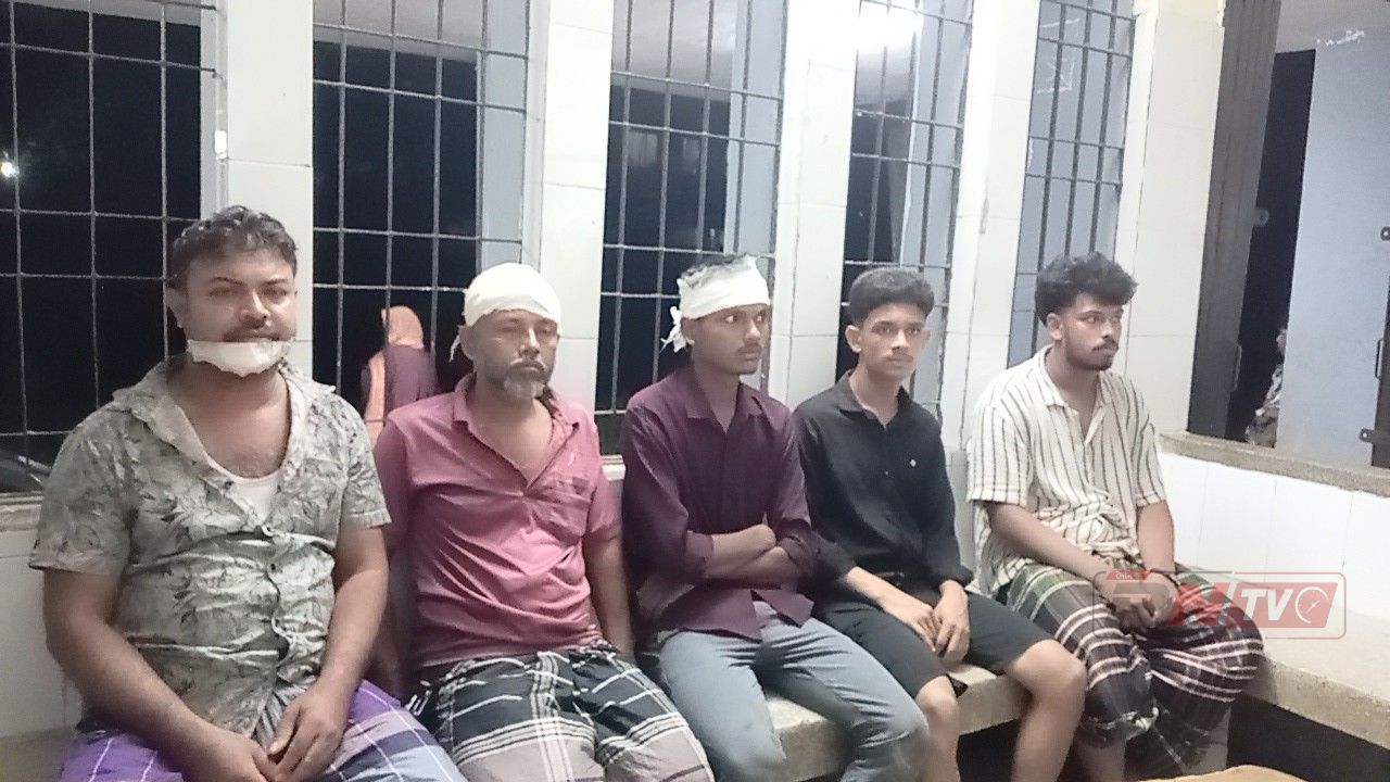 চাটখিলে মাদক সেবনে বাধা দেওয়ায় বিএনপির নেতাকর্মীদের ওপর হামলা আহত-৬